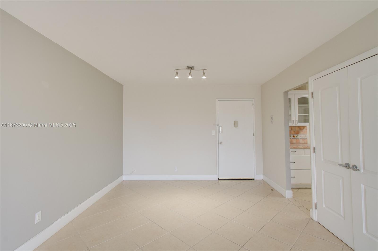 OCEAN VIEW TOWERS CONDO - Residential