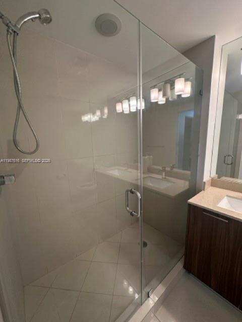 5252 PASEO CONDO - Residential Lease