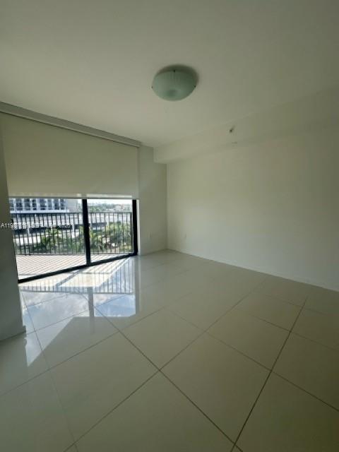 5252 PASEO CONDO - Residential Lease