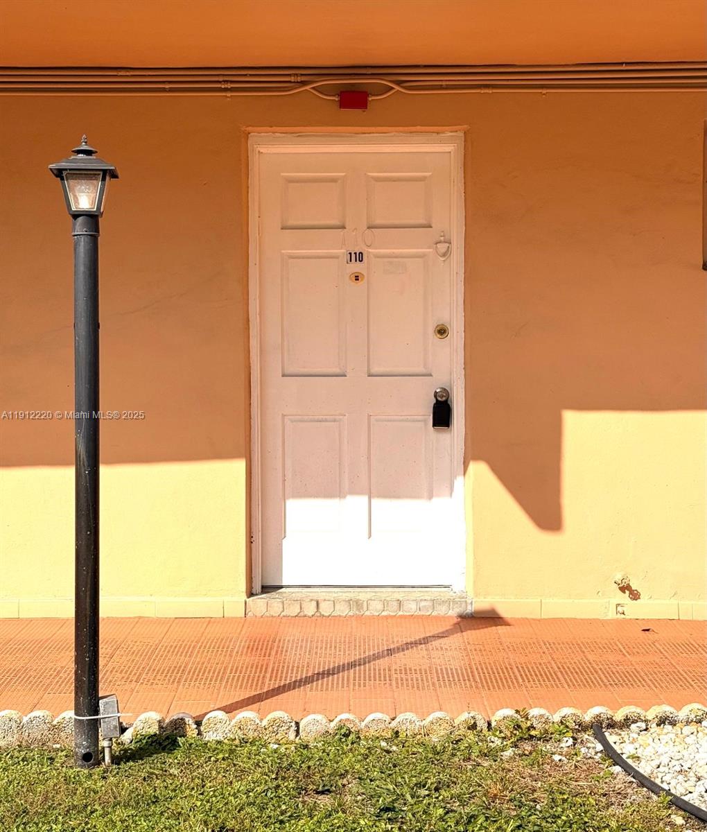 ROLLING GREEN CONDO F - Residential