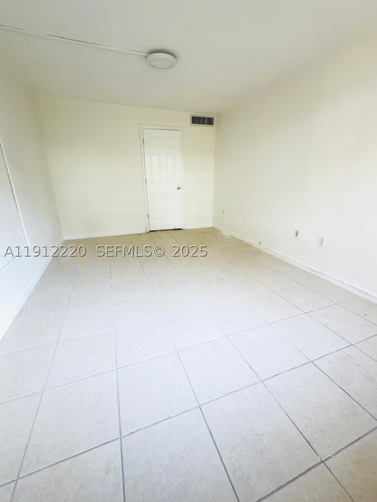 1301 NE 191st St F110