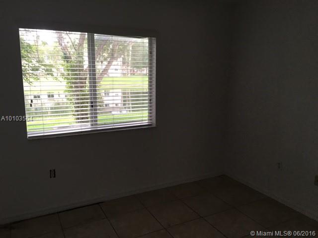 VENETIA GARDENS - Residential Lease