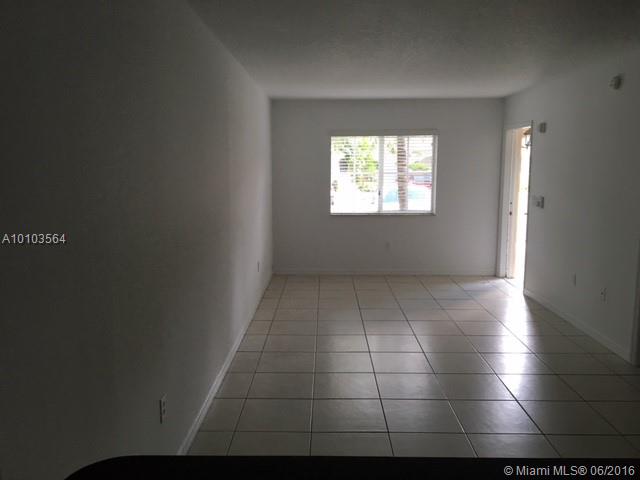 VENETIA GARDENS - Residential Lease