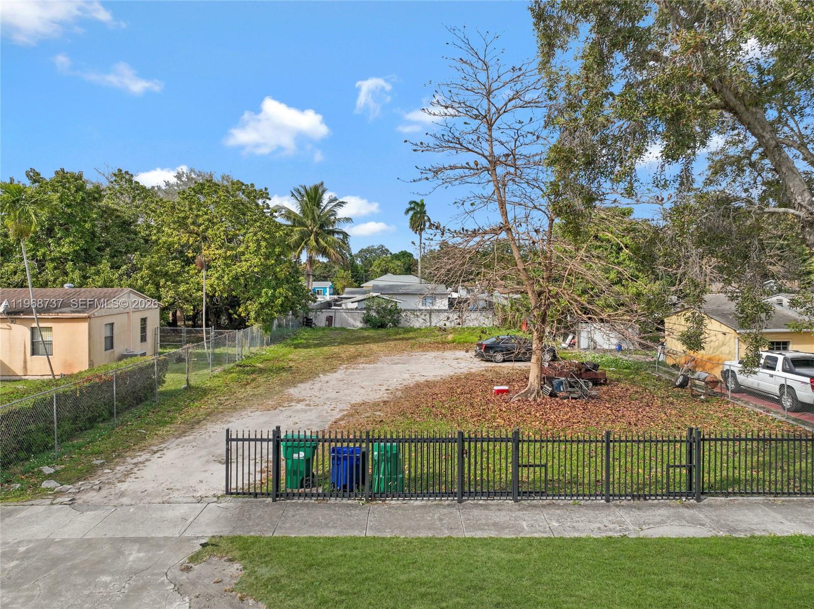MIAMI PARK SEC 1 - Land