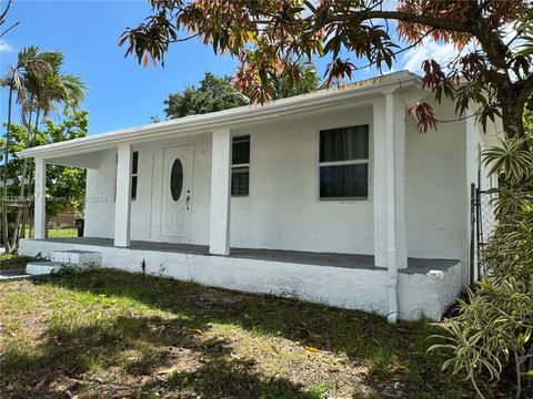 Single Family Residence in Dania Beach FL 713 7th St St.jpg