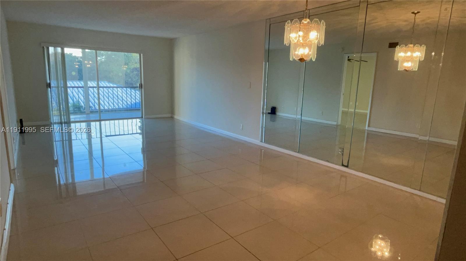 GREENS OF INVERRARY PHASE - Residential