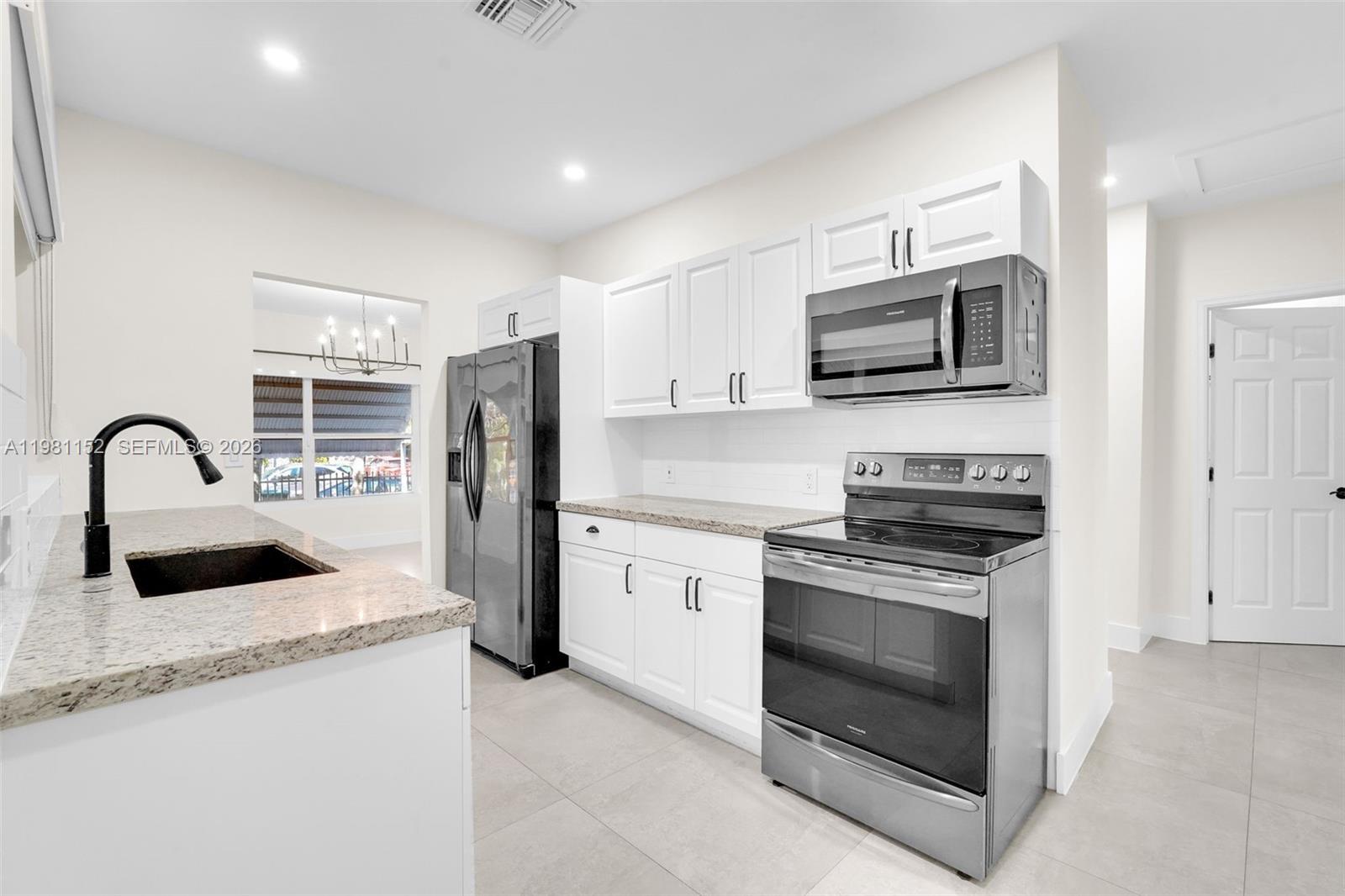 SHADOWLAWN EXTENSION SUB - Residential Lease