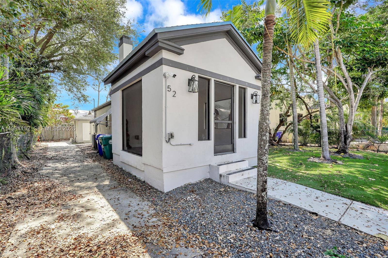 SHADOWLAWN EXTENSION SUB - Residential Lease