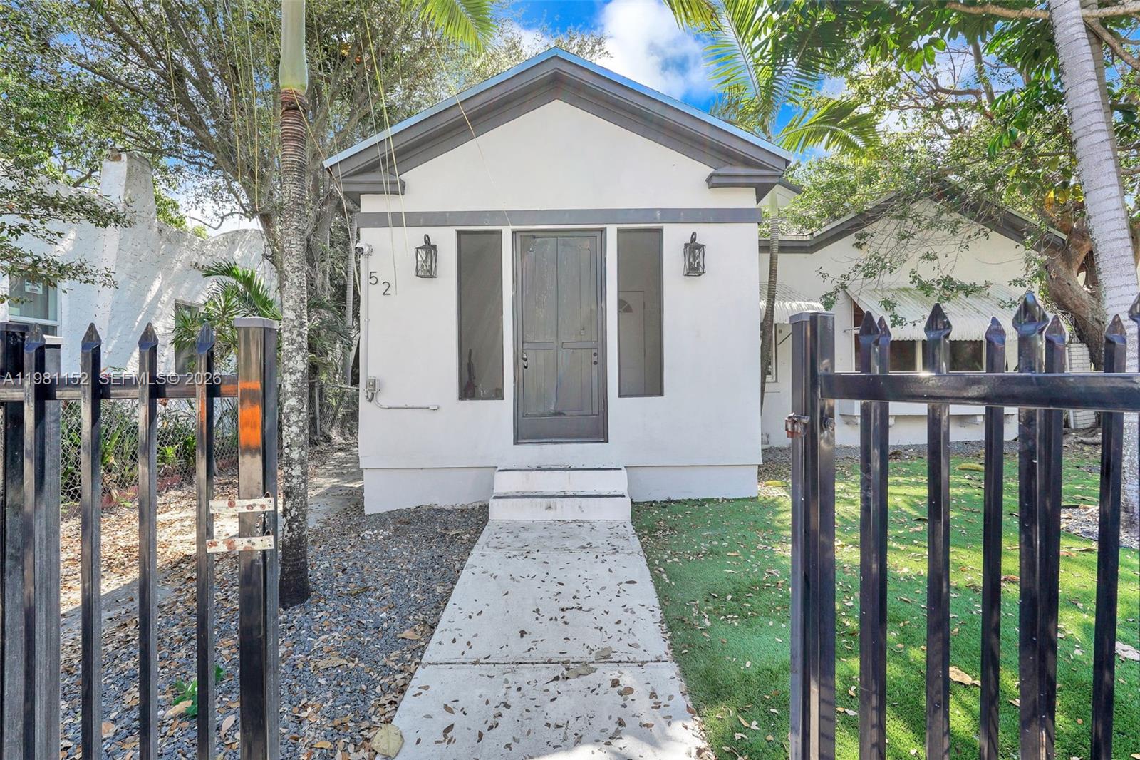 SHADOWLAWN EXTENSION SUB - Residential Lease