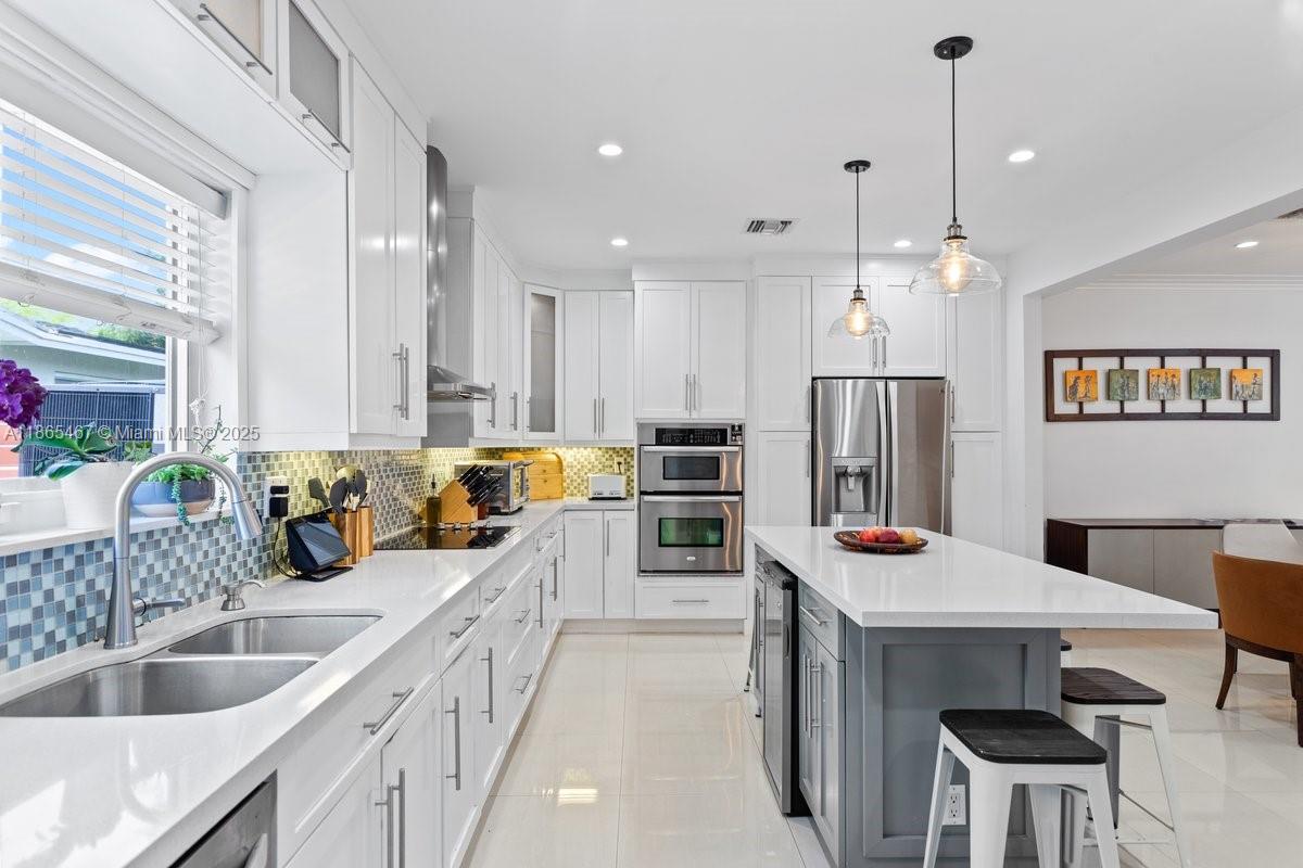 BAY HEIGHTS 1ST ADDN - Residential