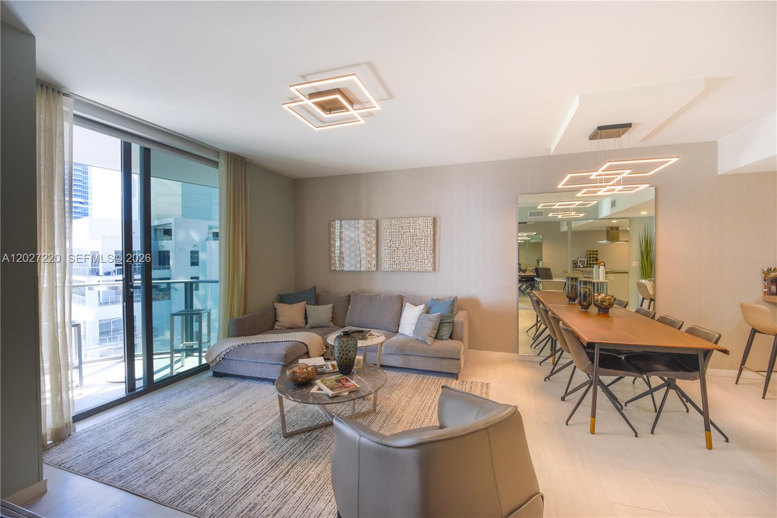 1000 Brickell Plz 3705