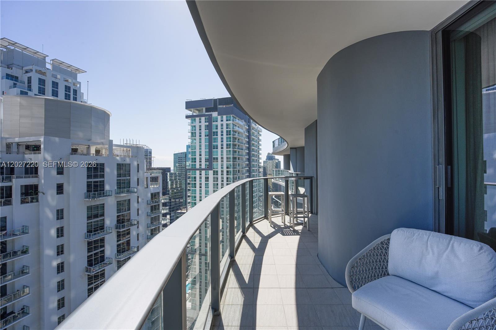 1000 Brickell Plz 3705