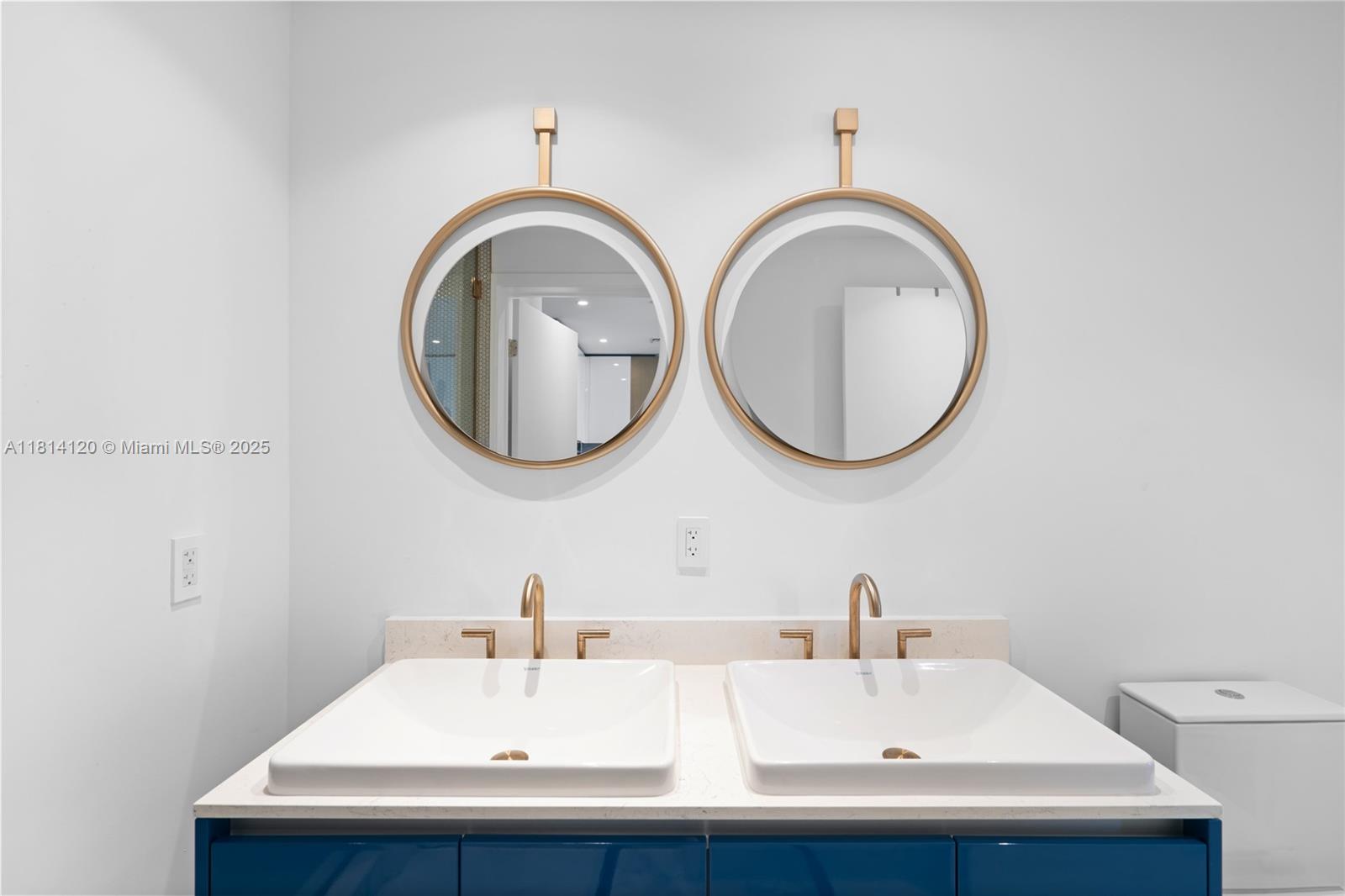 2678 TIGERTAIL CONDO - Residential Lease