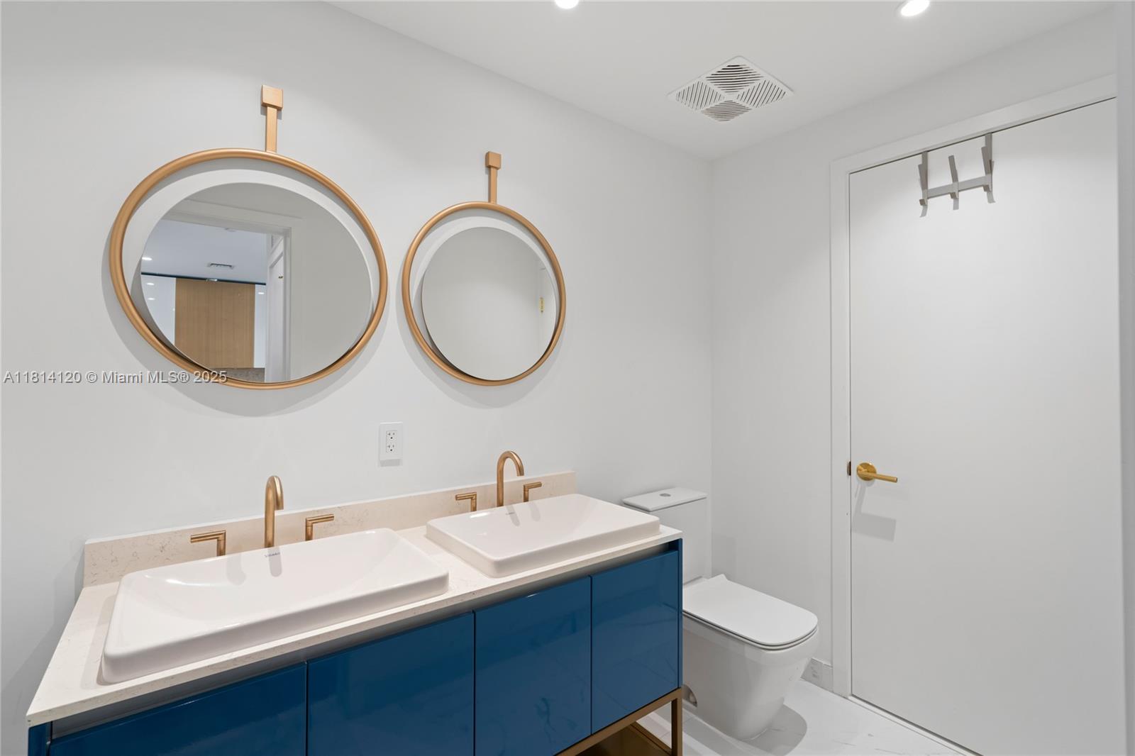 2678 TIGERTAIL CONDO - Residential Lease