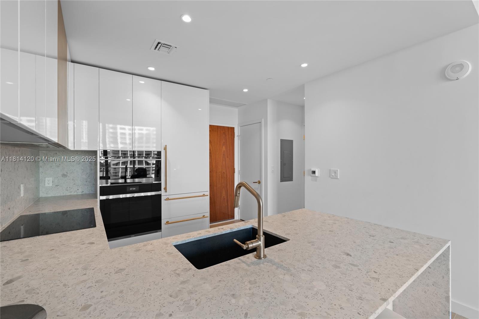 2678 TIGERTAIL CONDO - Residential Lease