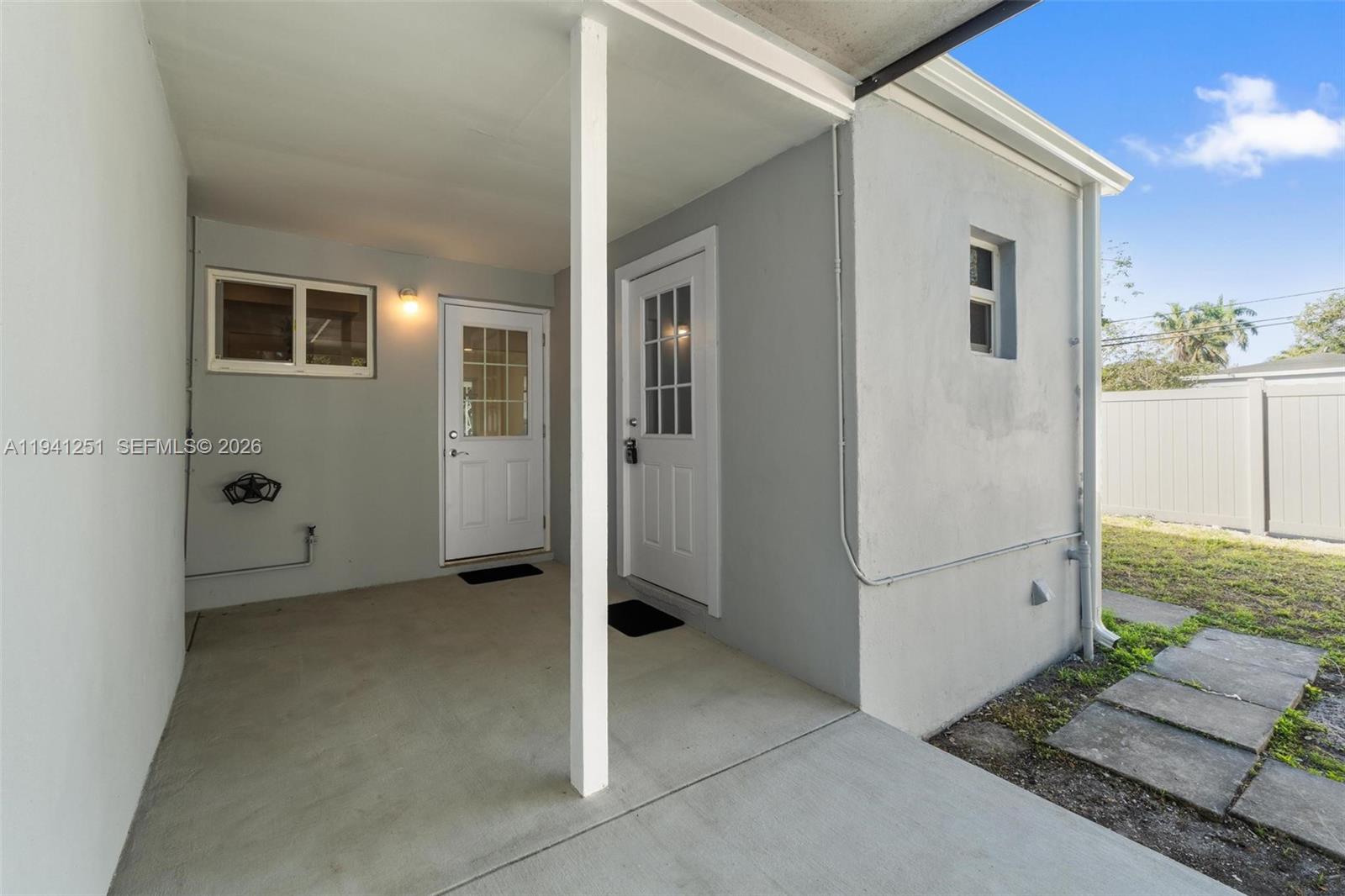 JUDY MANORS - Residential