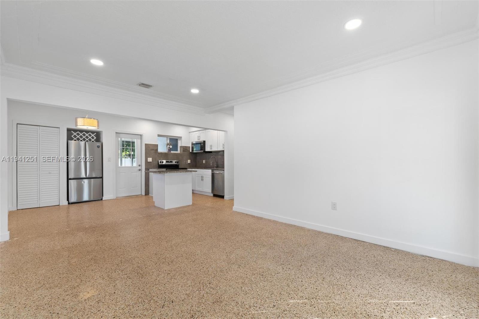 JUDY MANORS - Residential