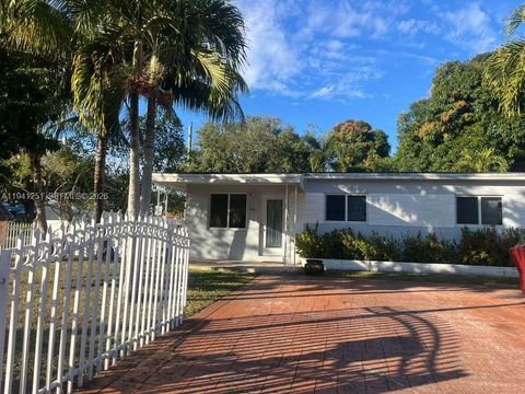 201 NE 169th St North Miami Beach FL 33162