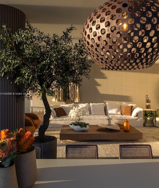 2000 Ocean - Residential