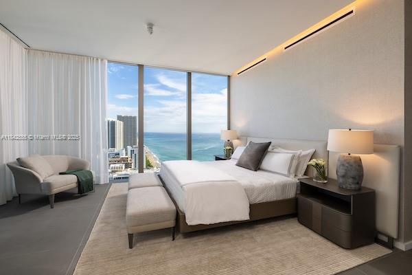 2000 Ocean - Residential