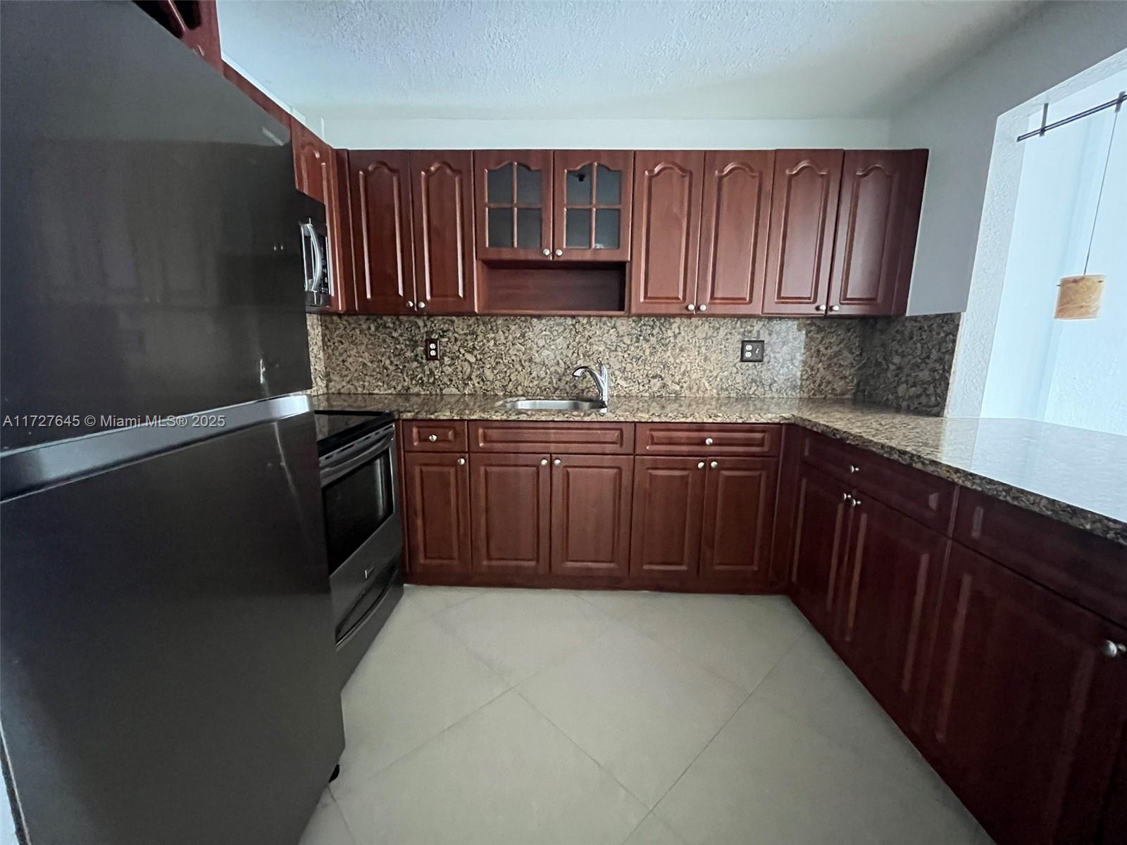 MORADA NO 2 CONDO - Residential
