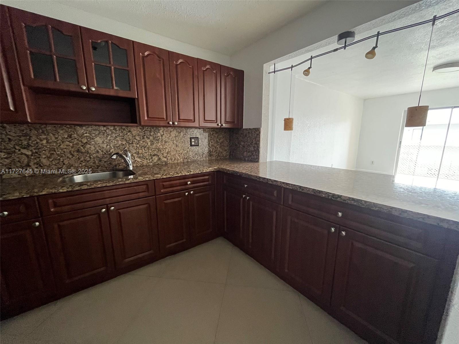 MORADA NO 2 CONDO - Residential