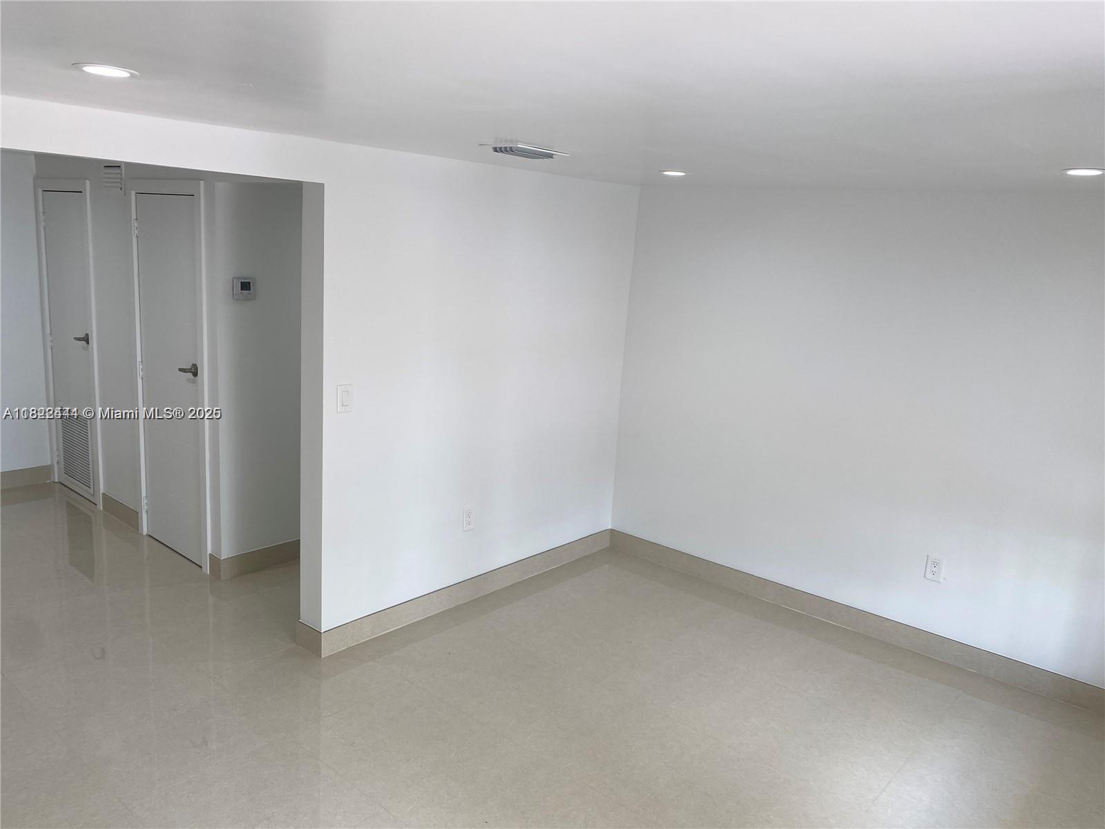 HOOSIER HEIGHTS - Residential Lease