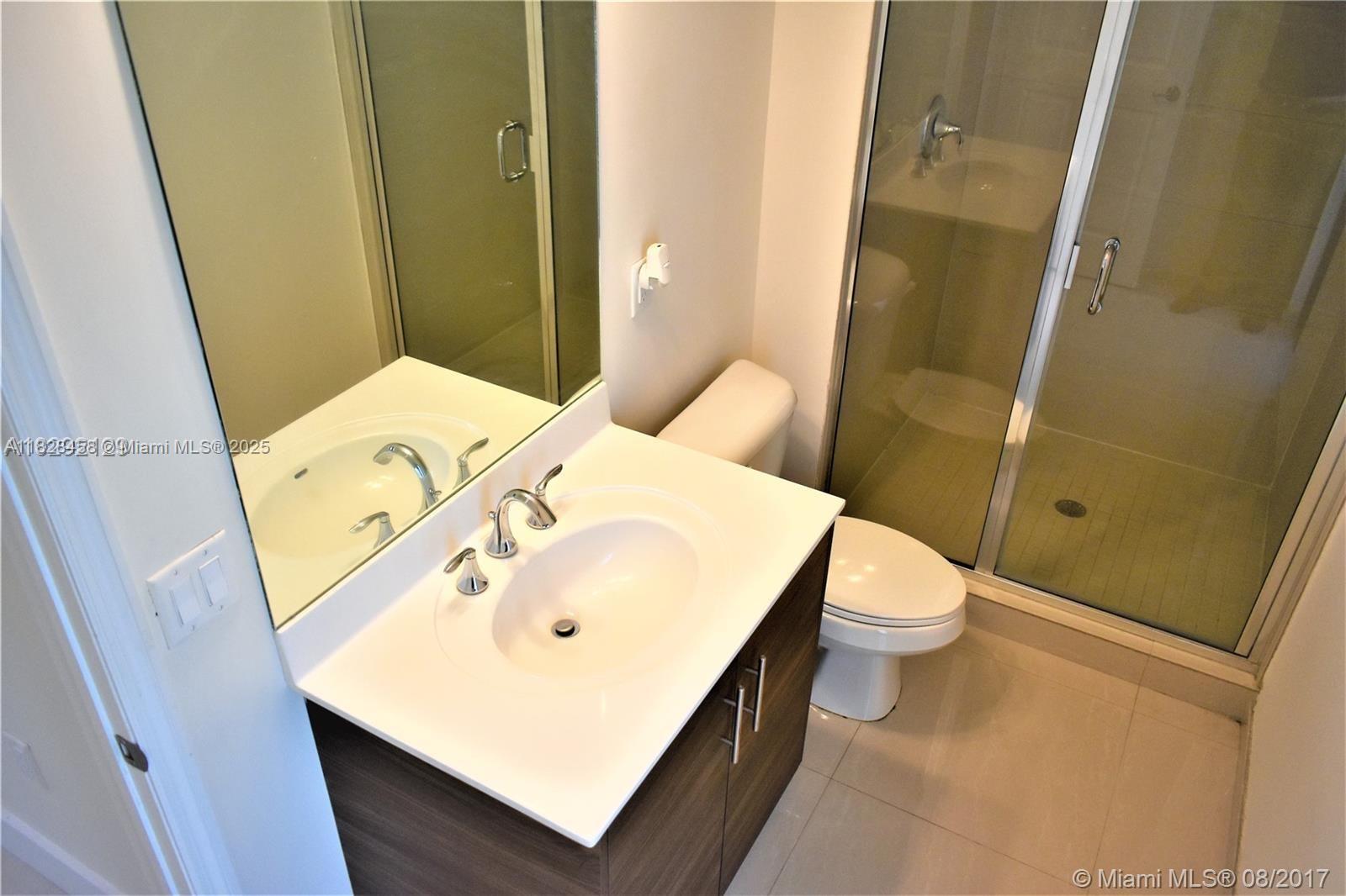 VINTAGE ESTATES - Residential Lease