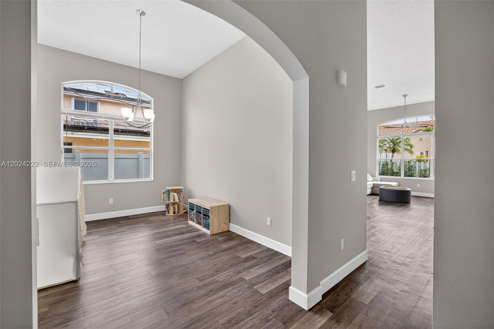 TWIN ACRES - Residential