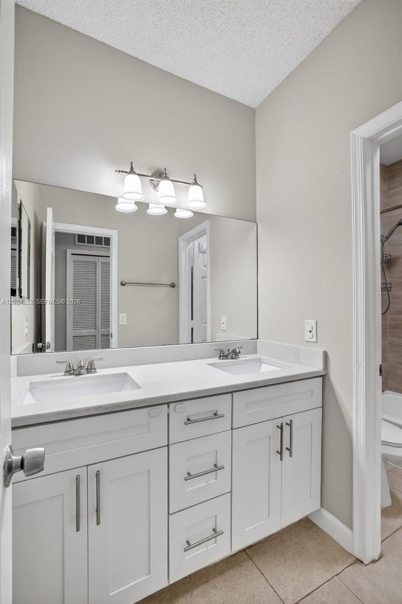 TWIN ACRES - Residential