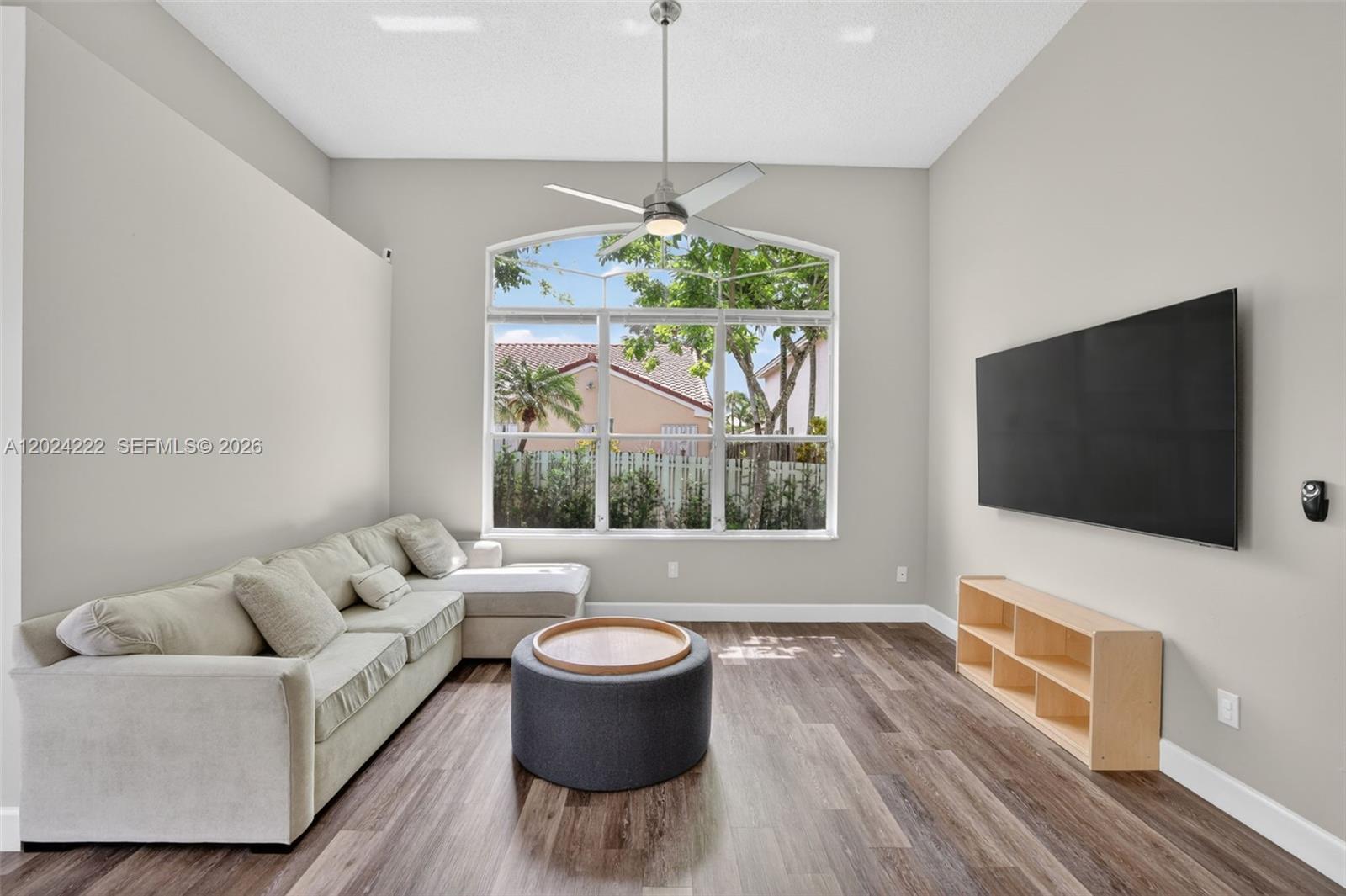 TWIN ACRES - Residential