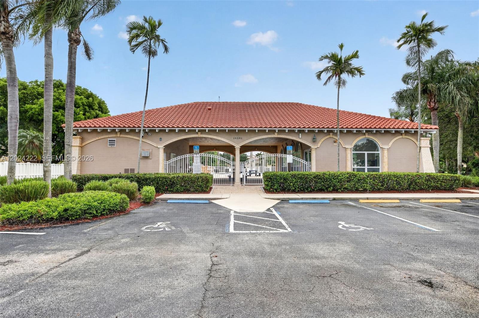 TWIN ACRES - Residential