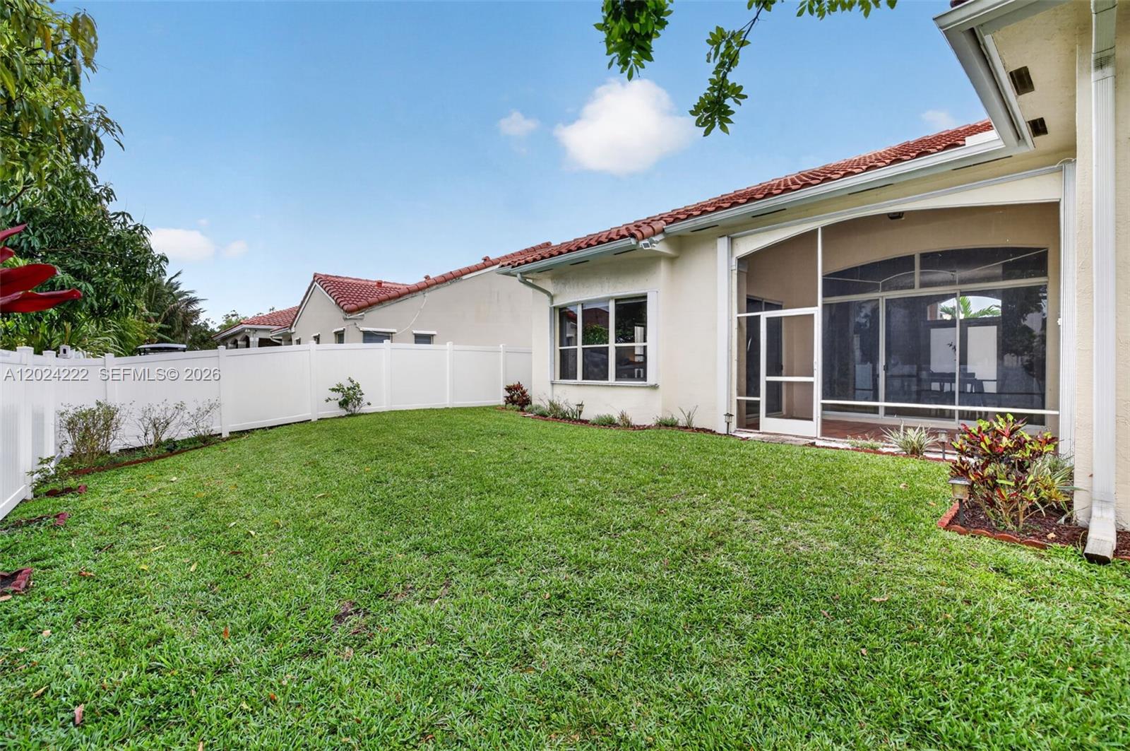 TWIN ACRES - Residential
