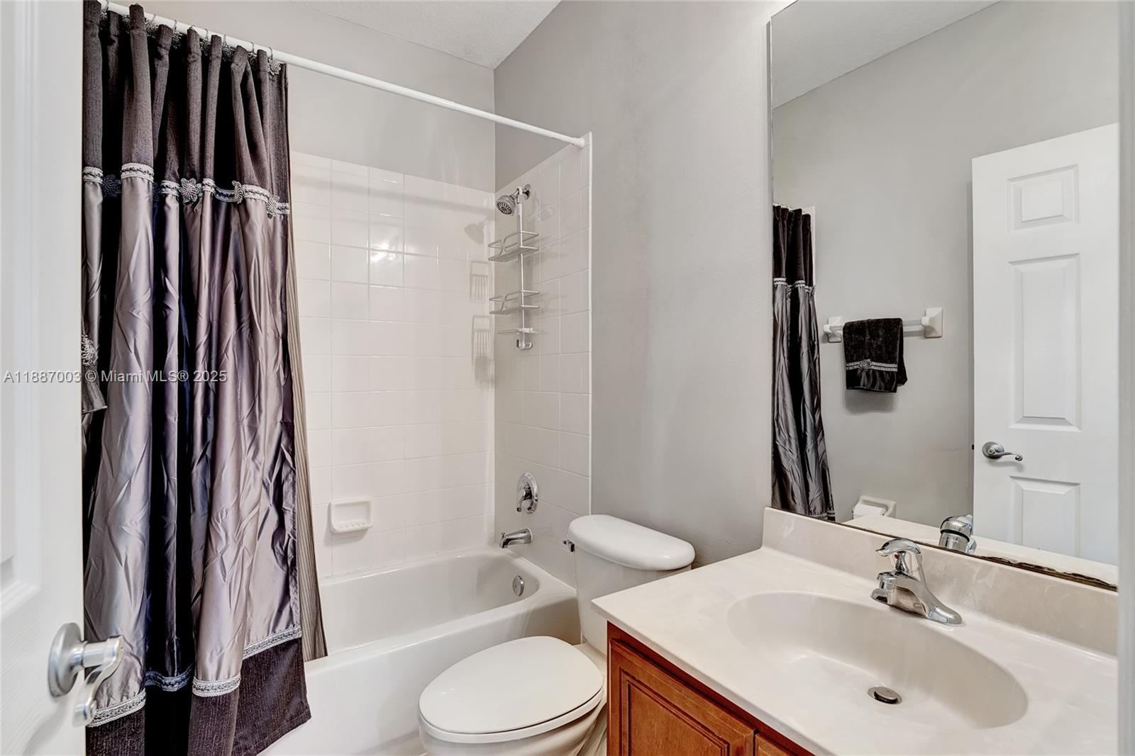 DELRAY SEBASTIAN - Residential Lease