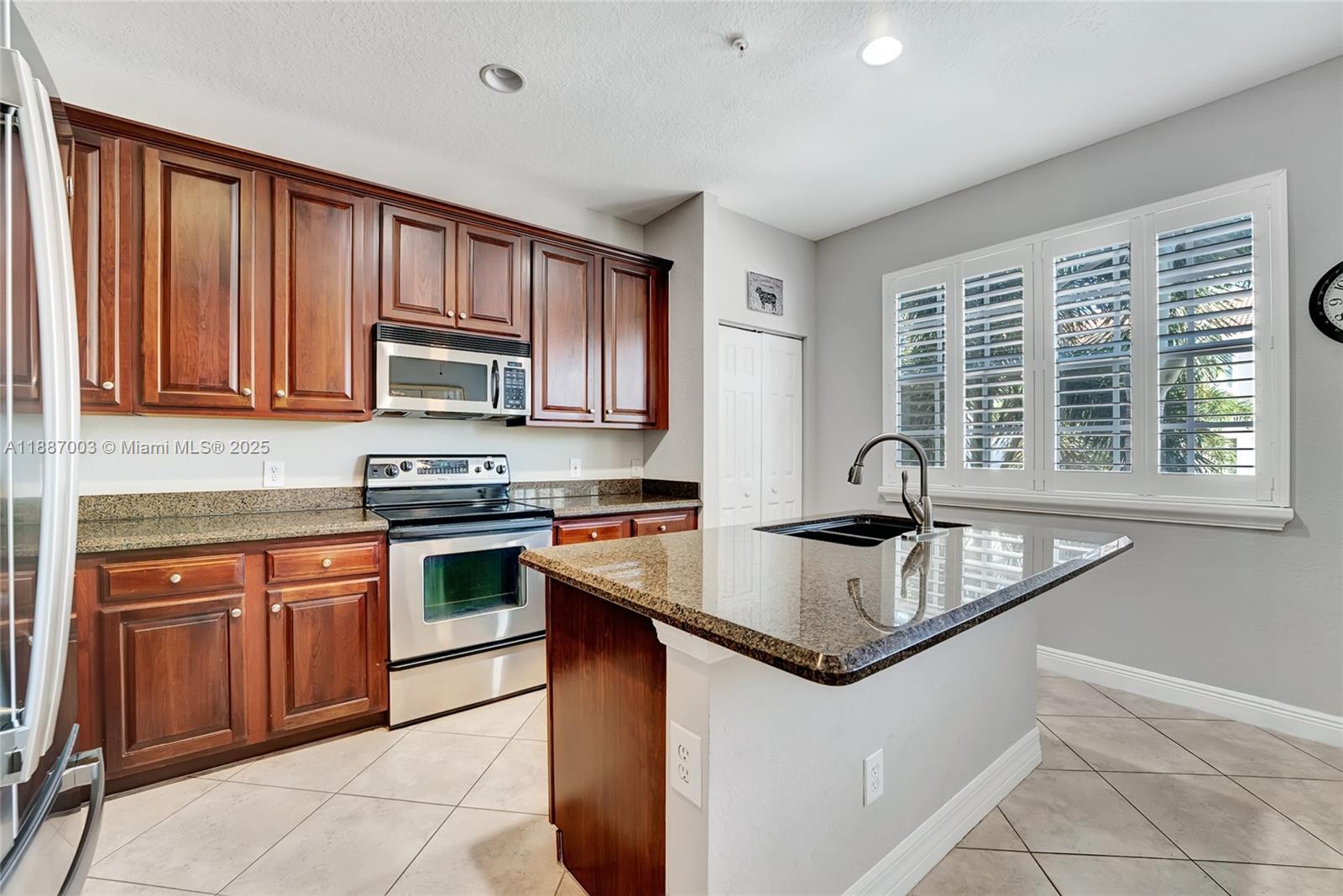 DELRAY SEBASTIAN - Residential Lease