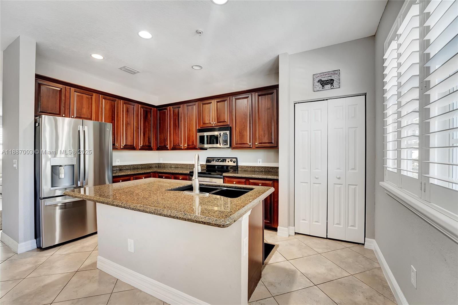 DELRAY SEBASTIAN - Residential Lease