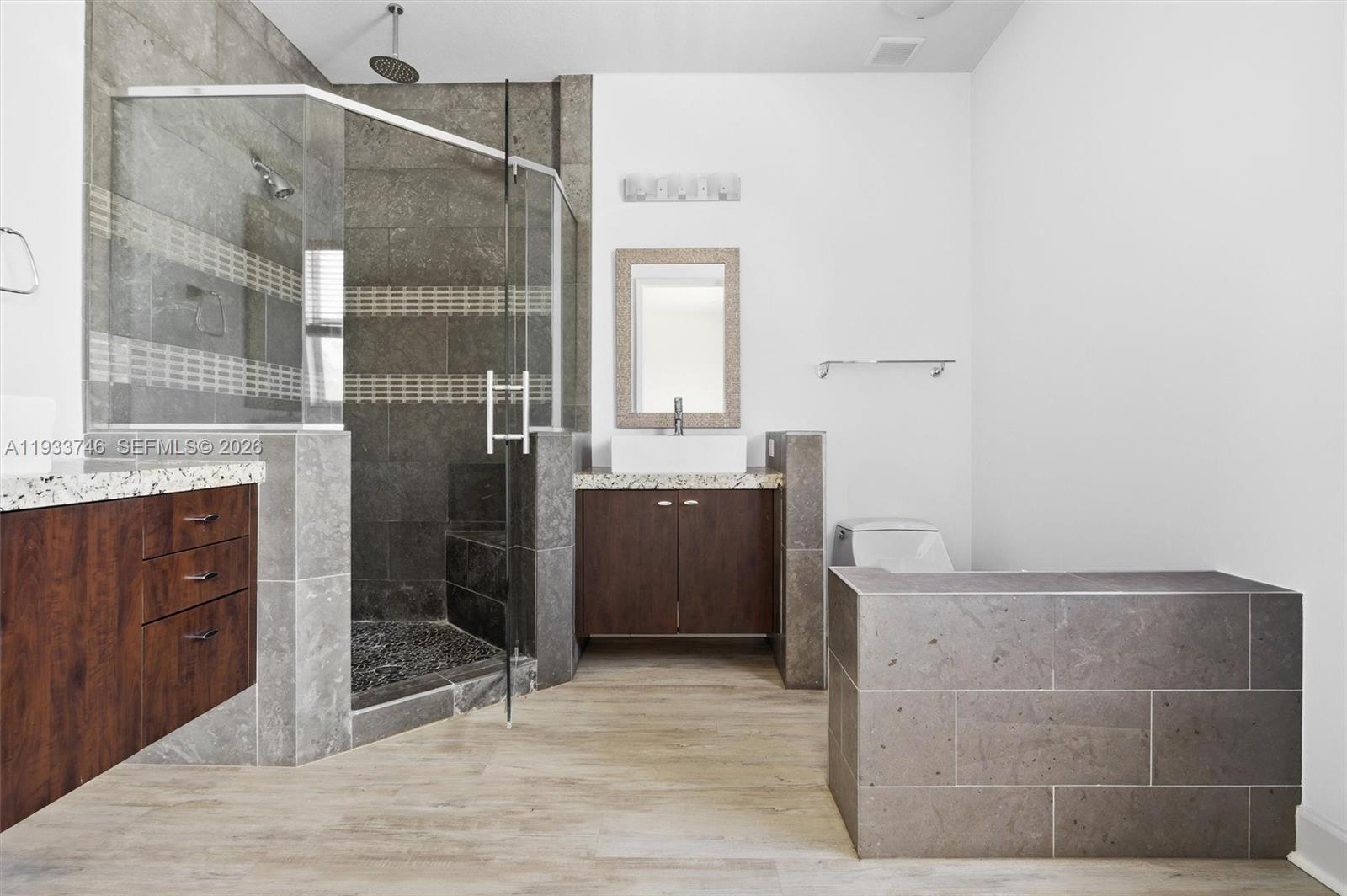 BLUE LAKE TOWNHOMES - Residential