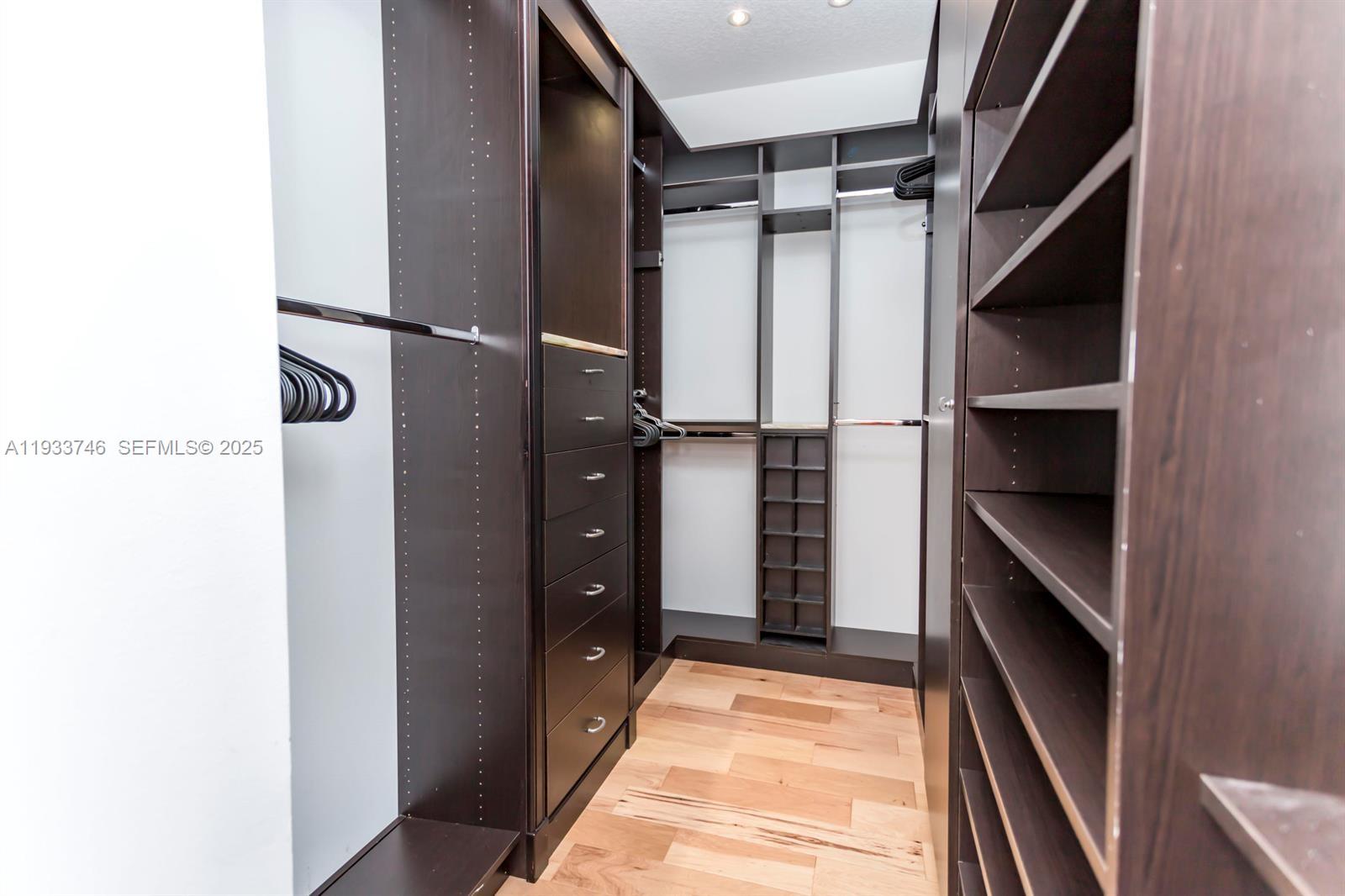 BLUE LAKE TOWNHOMES - Residential