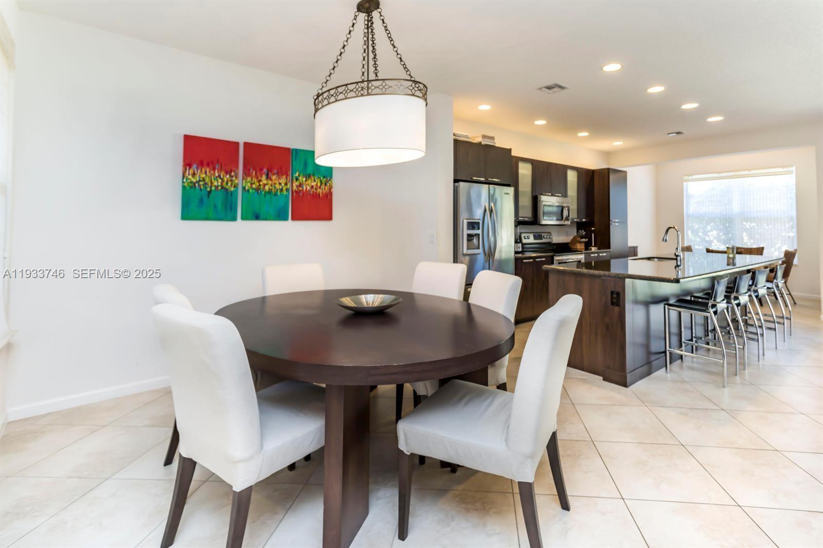 BLUE LAKE TOWNHOMES - Residential