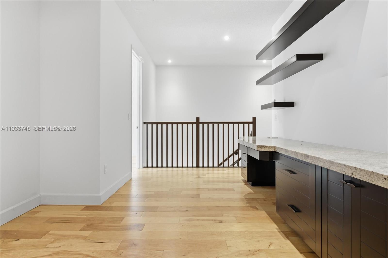 BLUE LAKE TOWNHOMES - Residential