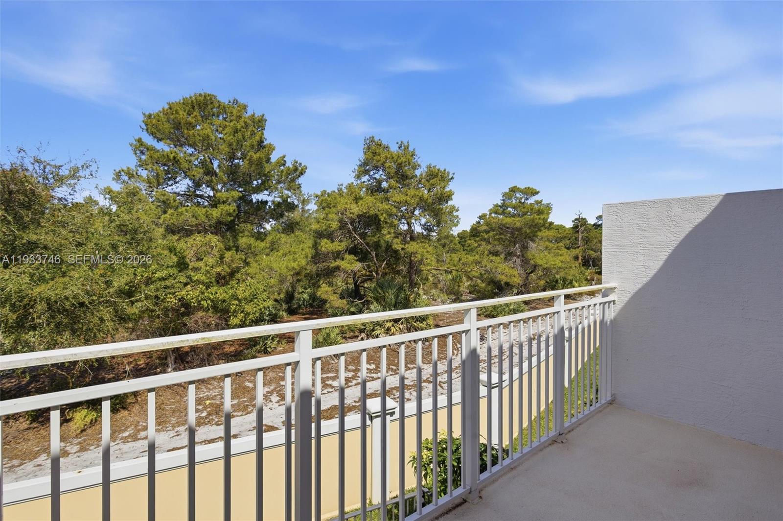 BLUE LAKE TOWNHOMES - Residential