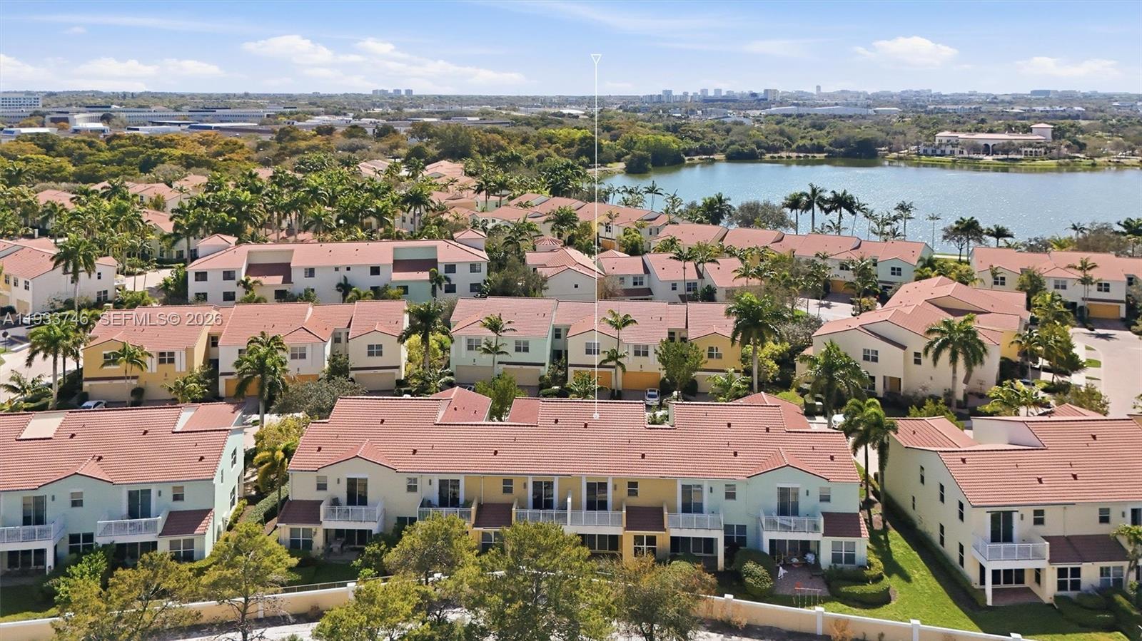 BLUE LAKE TOWNHOMES - Residential