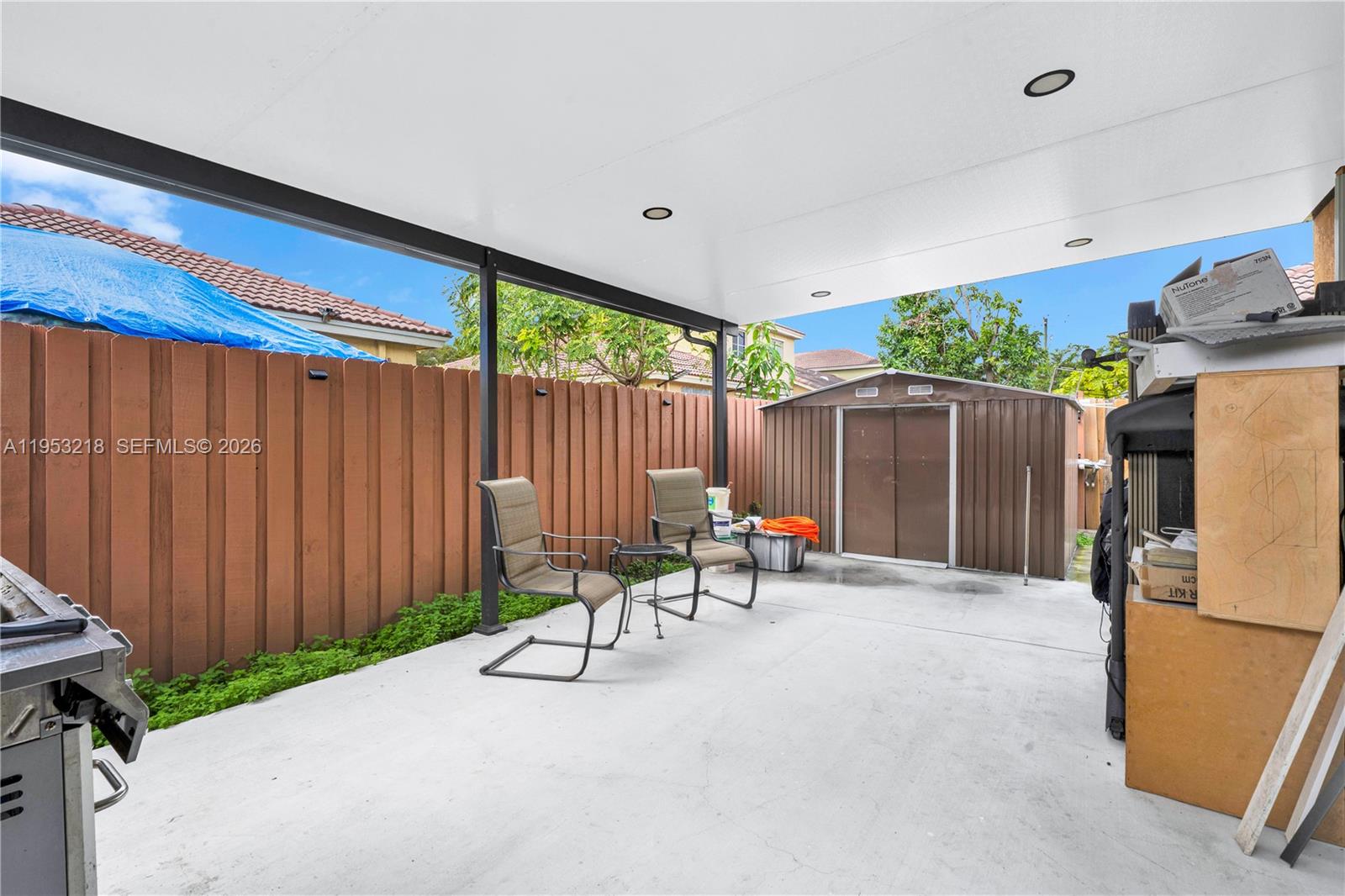 MOWRY VILLAS - Residential