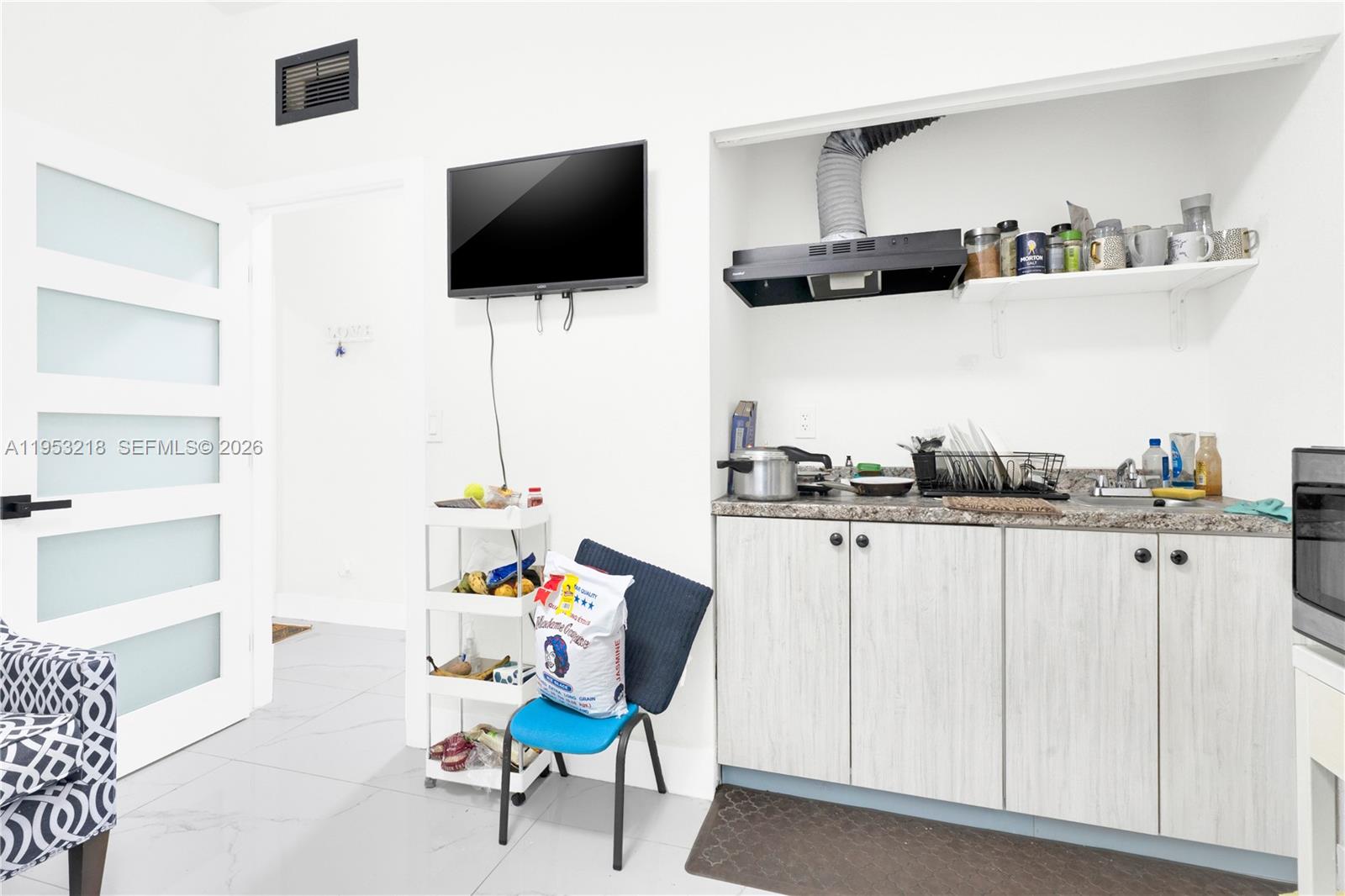 MOWRY VILLAS - Residential