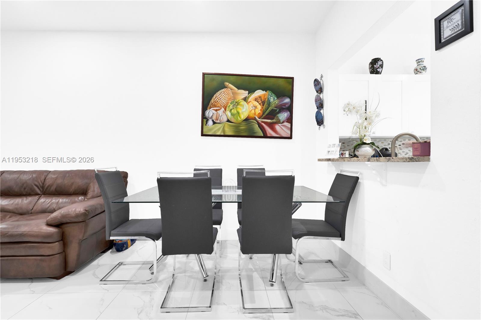 MOWRY VILLAS - Residential