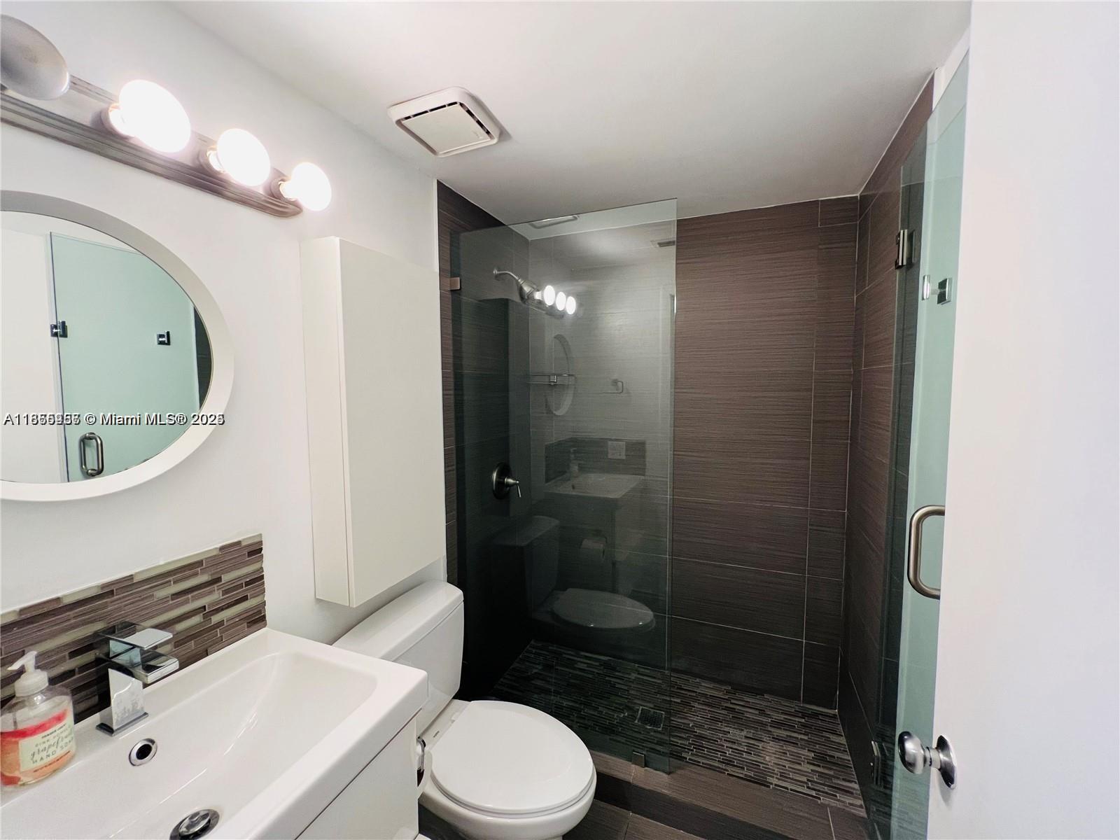 ARVILLA CONDO - Residential Lease