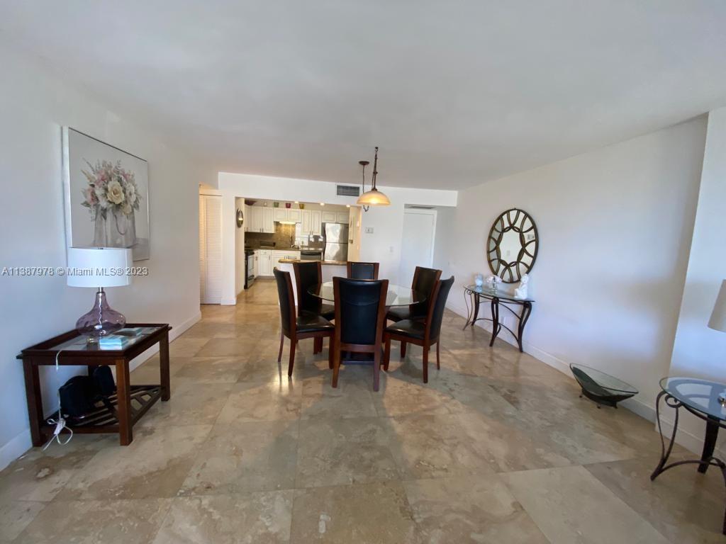 QUADOMAIN TOWER I AND IV - Residential Lease