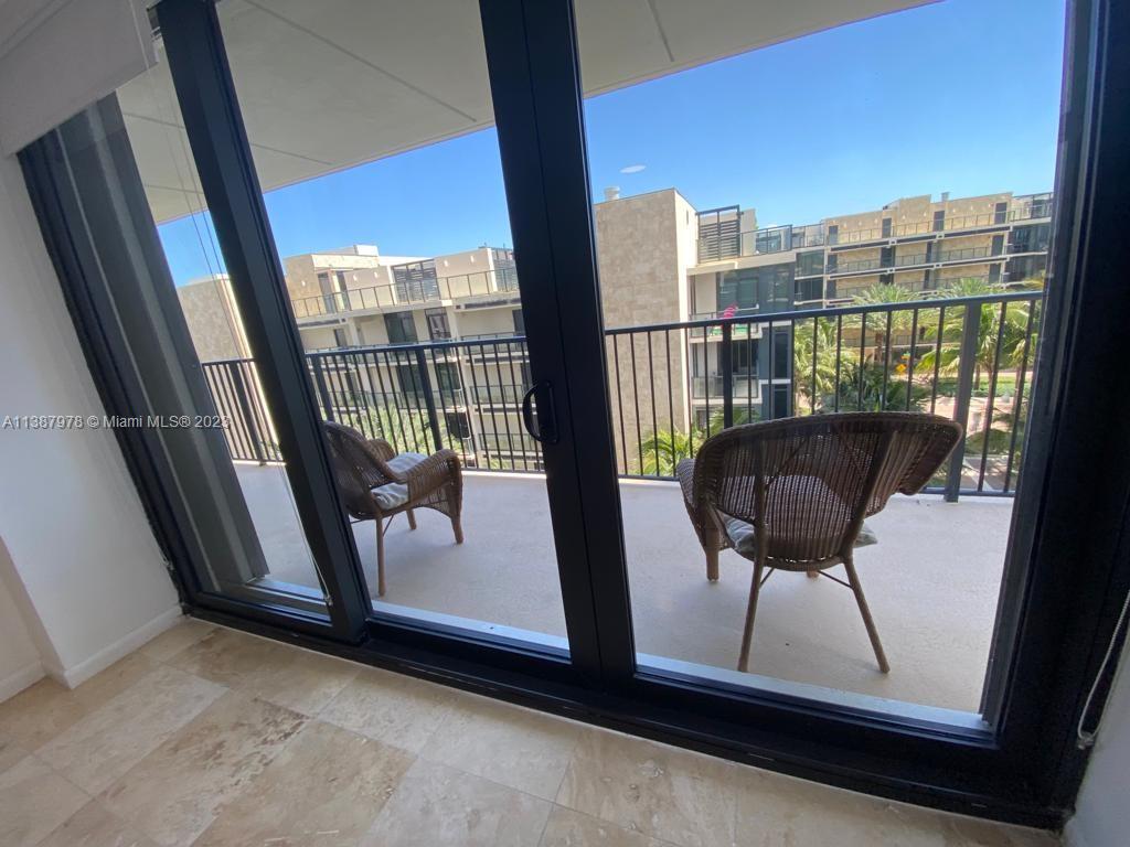 QUADOMAIN TOWER I AND IV - Residential Lease