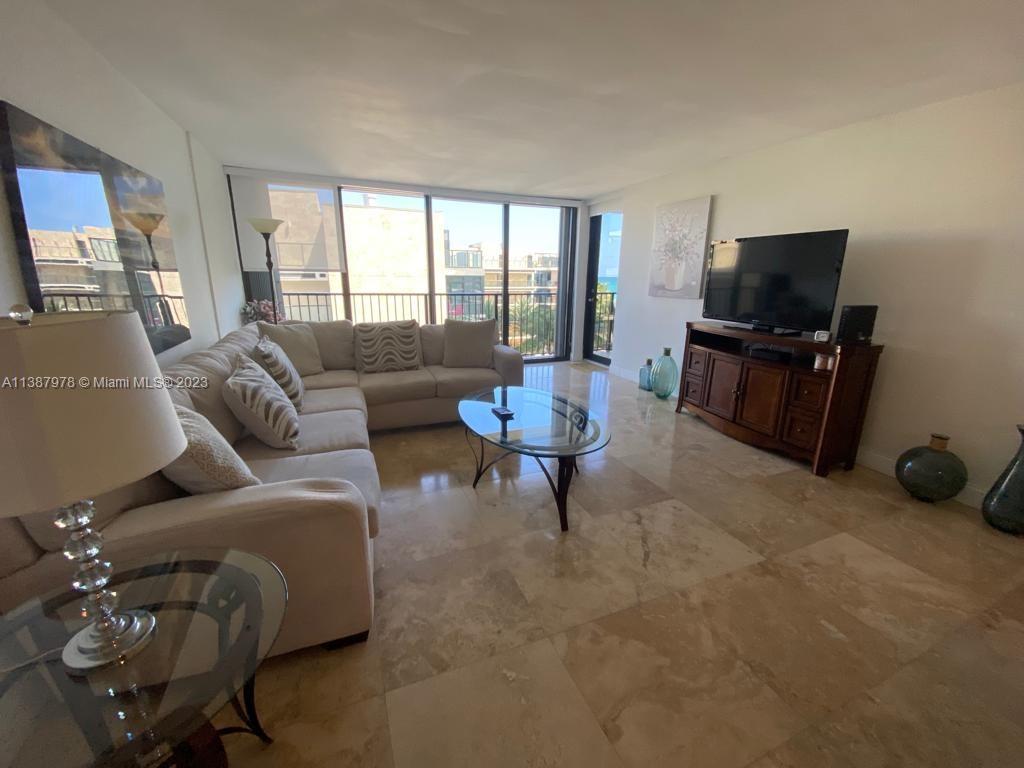 2101 S Ocean Dr 501