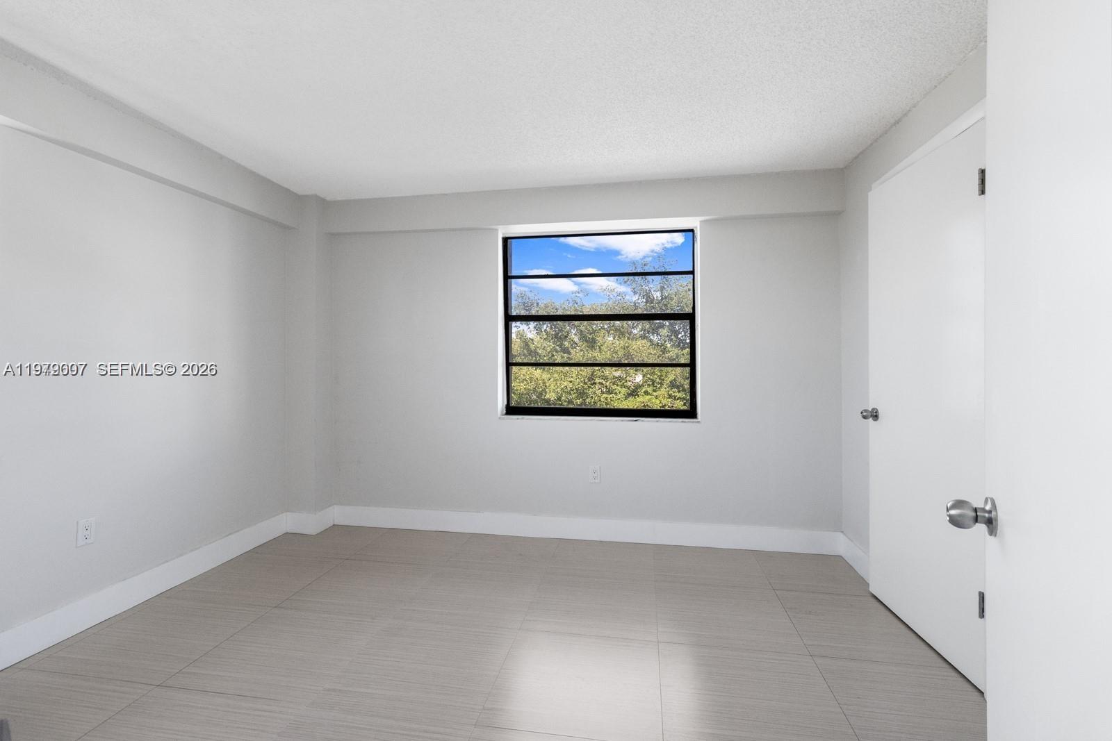 EL BOSQUE AT LITTLE HAVAN - Residential Lease